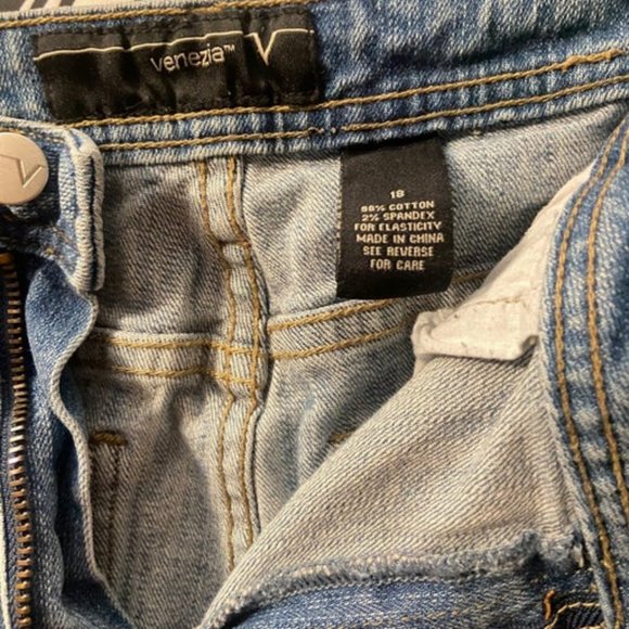 Women’s denim straight leg jeans - Picture 2 of 5